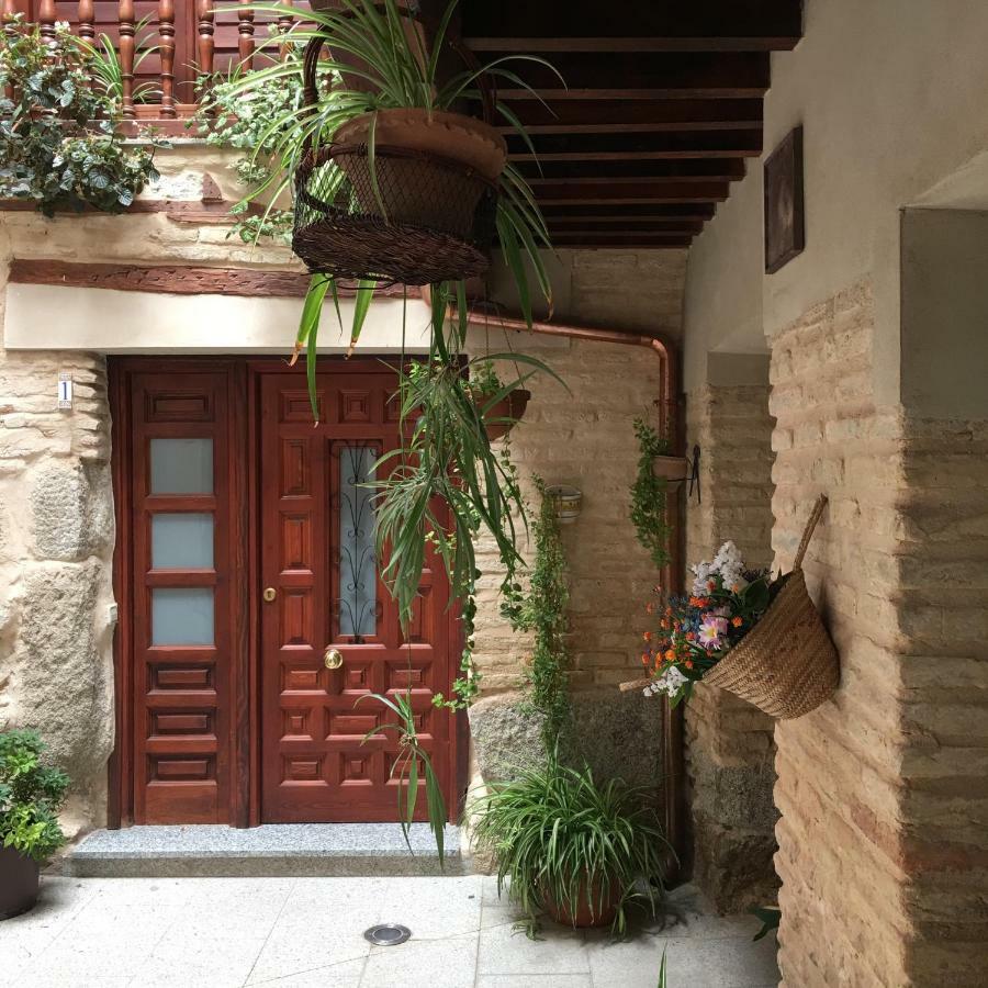 Apartamento San Pedro トレド エクステリア 写真