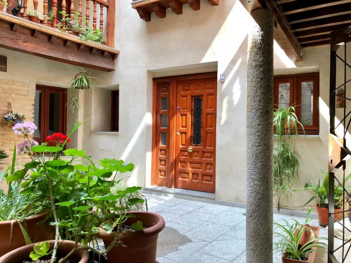 Apartamento San Pedro トレド エクステリア 写真